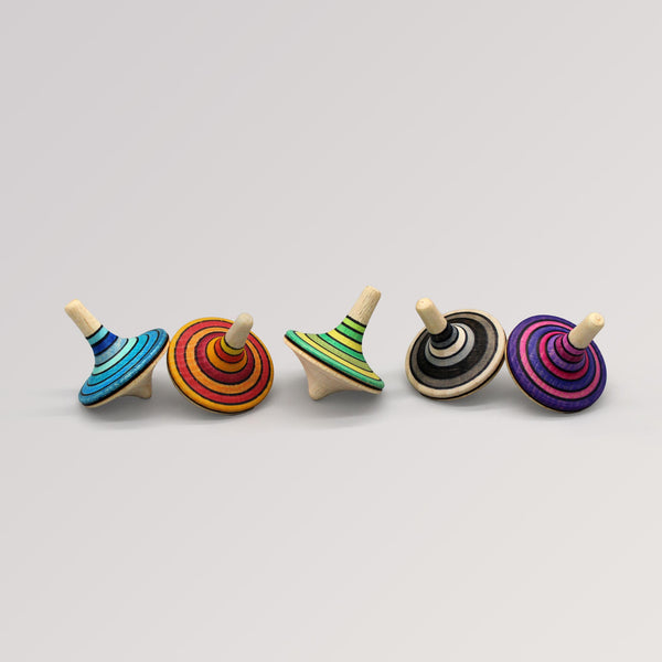 Kreisel Rallye in 5 Farben aus Holz von Mader Kreiselmanufaktur