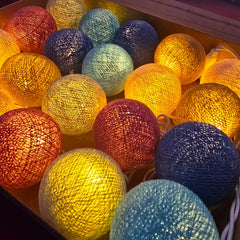 LED Lichterkette Reef von Caracol - beleuchtet Detail