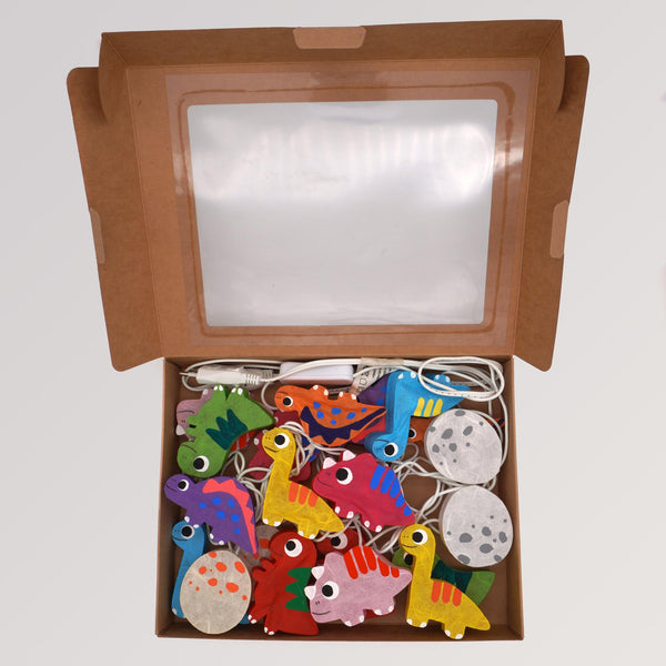 LED Lichterkette Dinosaurier USB | 20 Lichter von Caracol - Box offen