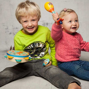 3 bunte Instrumente für Kinder - Animambo von Djeco - Kinder beim Spielen