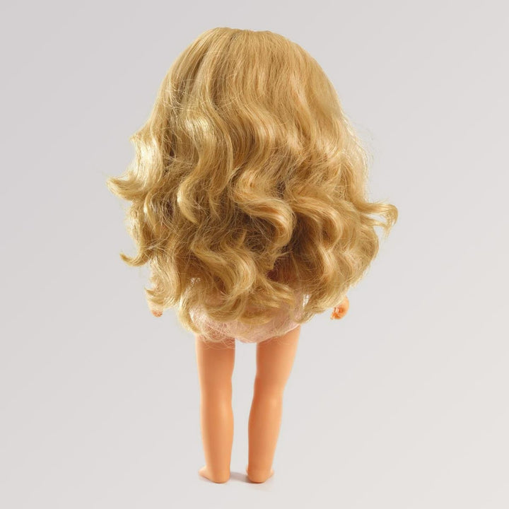 Blonde Puppe stehend von hinten - POMEA Puppe Lovely Marie von Djeco