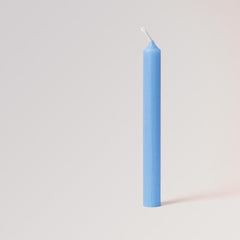 Grimm's Bienenwachskerzen 10% in Farbe hellblau