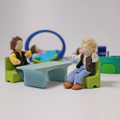 Blaues Bauhaus von Grimms