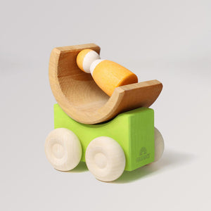 Grimms Stapel-Autos in grün. Spielzeugautos für Babys ab 0 Jahren