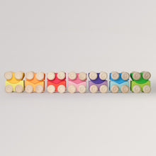 Grimms schadstofffreie Spielzeugautos in verschiedenen bunten Farben. Stapel-Autos für Kinder ab 0 Jahren