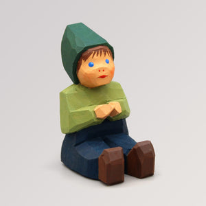 Bub, sitzend von Lotte Sievers-Hahn