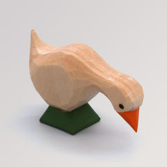 Gans, fressend von Lotte Sievers-Hahn