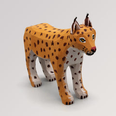 Luchs, stehend von Lotte Sievers-Hahn