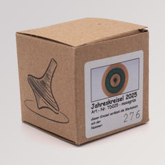 Mader Jahreskreisel 2025 - Moosgrüne Python - Box