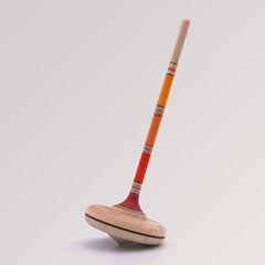 Kreisel Ara in brombeer von Mader Kreiselmanufaktur