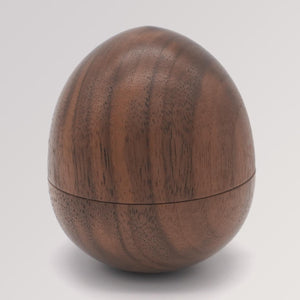 Stehaufdose Nuss von Mader Kreiselmanufaktur