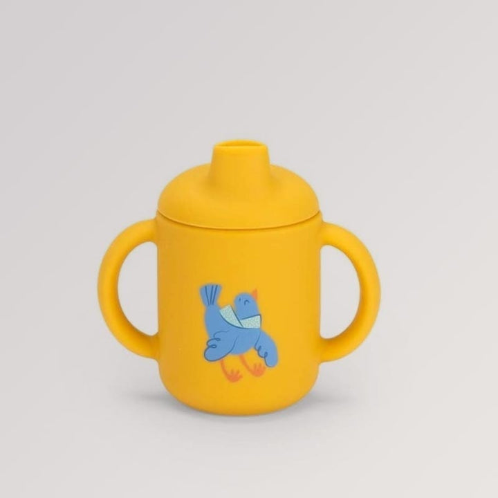 Trinkbecher des Kindergeschirr-Sets Puce & Pilou von Moulin Roty in der Farbe gelb