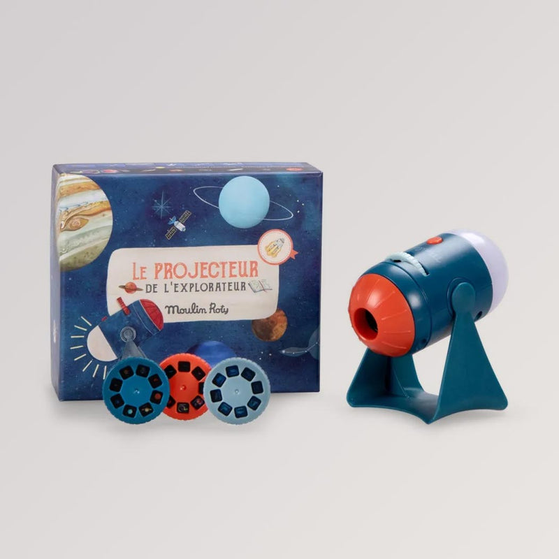 Projektor für junge Entdecker von Moulin Roty in blau, für Kinder ab 4 Jahren