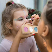Kinderschminke-Set Prinzessin Einhorn mit 3 Farben - Kind wird geschminkt