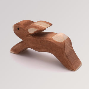 Holzfigur Hase laufend von Ostheimer