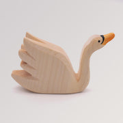 Ostheimer Holzfigur Schwan hoch