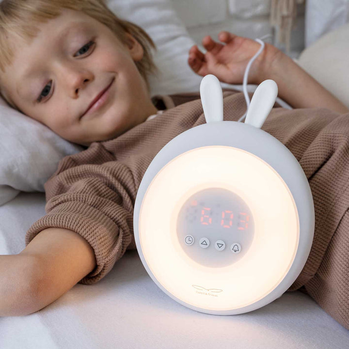 Rabbit & Friends Lichtwecker & Nachtlicht für Kinder in weiß - mit Hasenohren