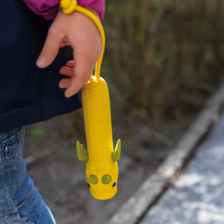 Taschenlampe Drache in gelb für Kinder von Rabbit & Friends