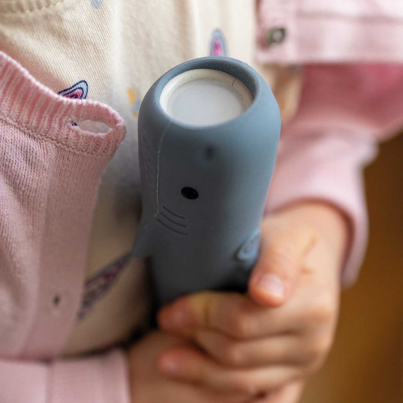 Taschenlampe im Hai-Design für Kinder - von Rabbit & Friends