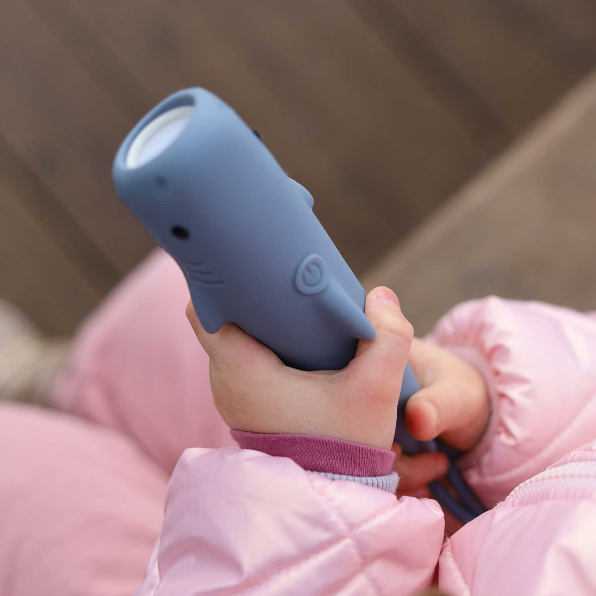 Taschenlampe im Hai-Design für Kinder - von Rabbit & Friends