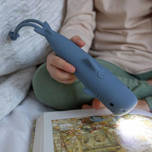 Taschenlampe im Hai-Design für Kinder - von Rabbit & Friends