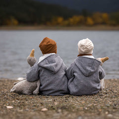 Kuscheltier & Wärmekissen Gans groß in grau von Senger Naturwelt