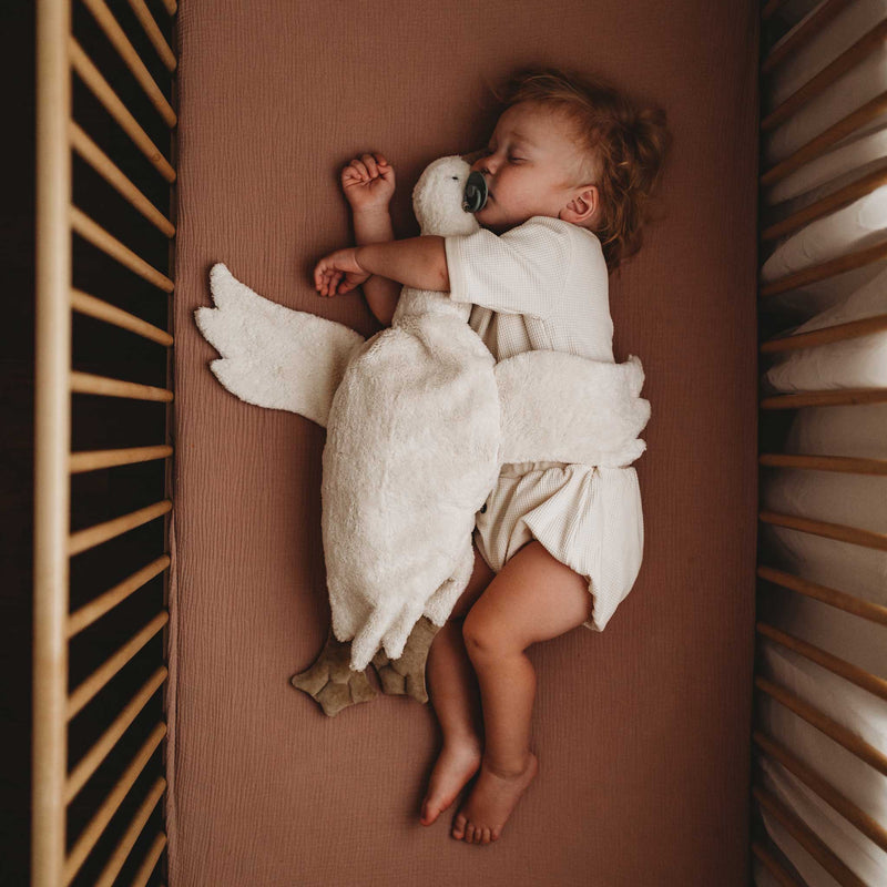 Kuscheltier & Wärmekissen Gans groß in weiß von Senger Naturwelt