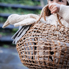 Kuscheltier kleine Gans im Farbton leinen von Senger Naturwelt