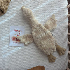 Kuscheltier kleine Gans im Farbton leinen von Senger Naturwelt