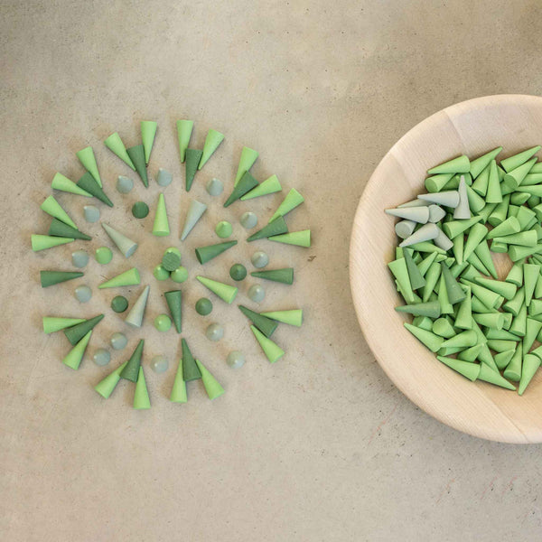 Mandala Green Cone - grüne Kegel von Grapat