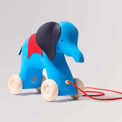 Elefant Otto von Grimms