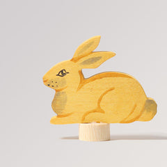 Steckfigur Hase sitzend von Grimms als Deko für Geburtstagsringe