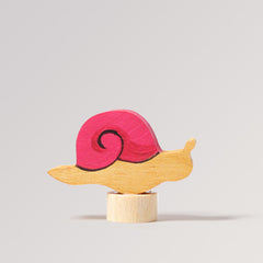 Geburtstagsstecker Rosa Schnecke von Grimms als Deko für Geburtstagsringe
