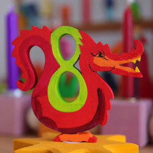 Zahlenstecker Märchen-8 mit Drachen in rot von Grimms für Geburtstagsringe