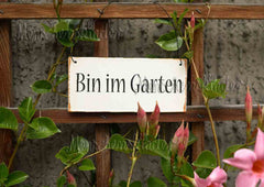 Postkarte - Bin im Garten von Huraxdax