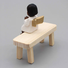 Engel, sitzend, farbig von Lotte Sievers-Hahn