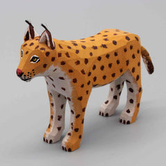 Luchs, stehend von Lotte Sievers-Hahn