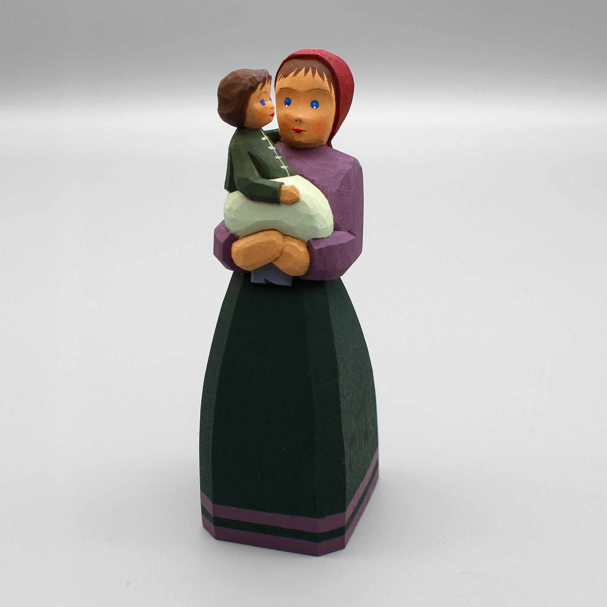 Mutter mit Kind auf Arm von Lotte Sievers-Hahn