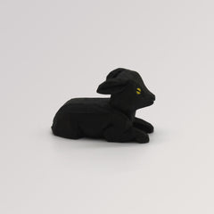 Zicklein, schwarz, liegend von Lotte Sievers-Hahn