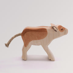 Kalb braun trinkend von Ostheimer