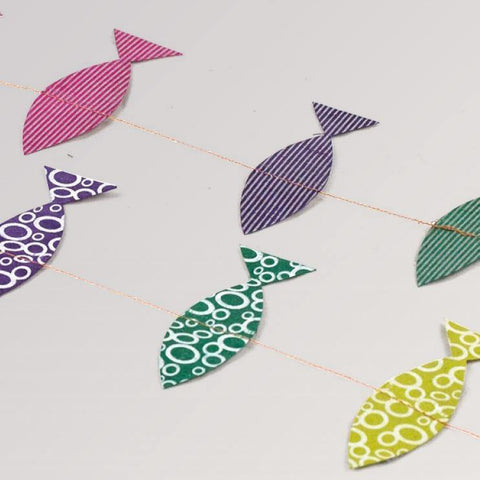 Girlande Fische, verschiedene Farbe und Muster von Tudi Billo