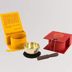 Kleine Klangschale mit Kissen und Klöppel von Tudi Billo